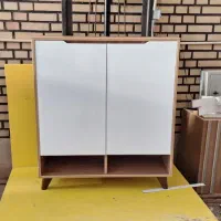 مونتاژ کار و کارگر کمک برشکار