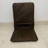 صندلی زمینی تاشو  تمیز و سالم