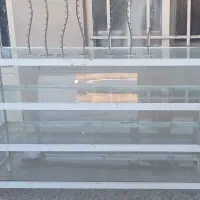ویترین فلزی و آینه قدی