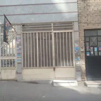 مغازه داخل کوچه