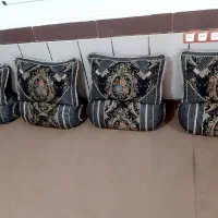 ۸ عدد بالشت سنتی