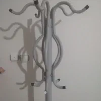 چوب لباسی ایستاده