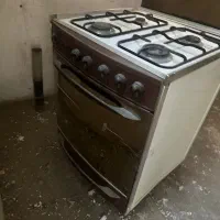 فرگاز و پمپ آب و چراغ حیاطی