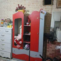 خیلی چیز خوبی پول لازمم هستم دارم میفروشم