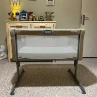 تخت کنار مادر برند graco