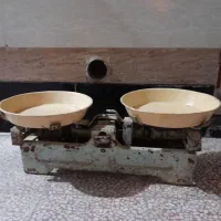ترازو قدیمی