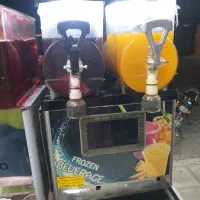 ۱دستگاه یخدربهشت و ۲ دستگاه شربت سردکن