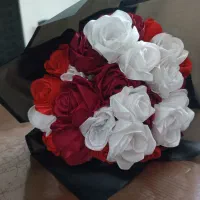 دسته گل رز رباتی30شاخه