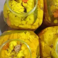 ترشی گل کلم  ده کیلویی سرفرمونی ۶۴۰هزار۲دبه اخر