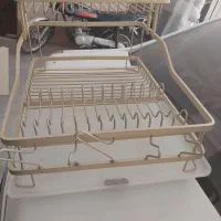 آبچکان روی سینک ظرف شویی