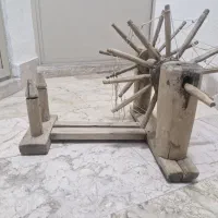 چرخ ریسندگی چوبی خیلی قدیمی (نوستالژی) کلکسیونی