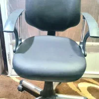 فروش یک صندلی اداری