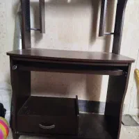میز تحریر یا کامپیوتر