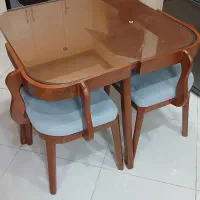 میز ناهارخوری چهارنفره کم جا