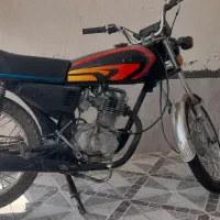 موتور هوندا ۱۲۵ ژاپن و ۱۵۰ پلاک و سند دار فروشی