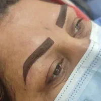 سایه ابرو فقط با یک میلیون