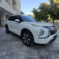 میتسوبیشی اوتلندر H لاین 2026