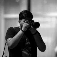 تدوینگر و تولید کننده محتوا و تصویربردار