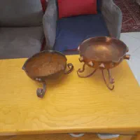 ظروف بسیار قدیمی