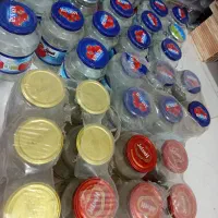 تعدادی شیشه رب