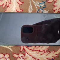 گوشی به فروش می رسد