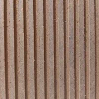 کارگر ساده کار در کارگاه