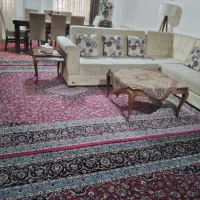 مبل ومیزناهار خوری وچراغ خواب