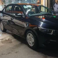 تارا کم کار