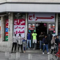 مغازه-90متری-سر-فلکه-ی-گاز-فقط-مشاغل-غذایی