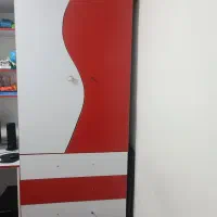 کمدلباس نوجوان و روفرشی