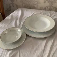 سرویس چینی ۱۸نفره /زیر قیمت