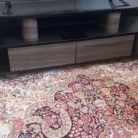 زیر ال ای دی