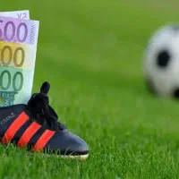 شریک ساخت ورزشگاه  فوتبال