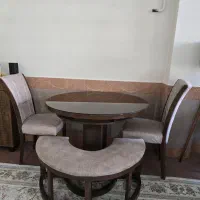 میز نهار خوری 4 نفره در حد نو
