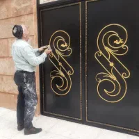 نقاشی ساختمان در وپنجره