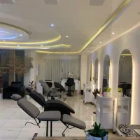 ارائه انواع خدمات میکاپ در سالن زیبایی