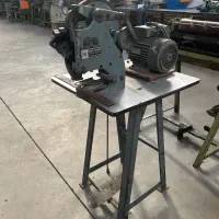 دستگاه پرچ اتومات