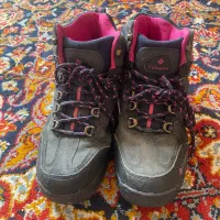 کفش کوهنوردی زنانه  با زیره Vibram