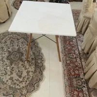 میز چهار نفره