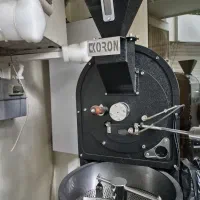 دستگاه روستر قهوه. برشته کاری قهوه