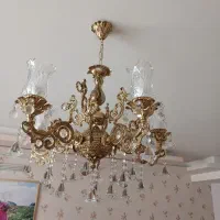 لوستر و کنار سالنی