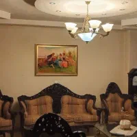 آپارتمان طبقه اول رازی سر خیابون