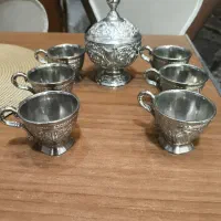 فنجون و قندان