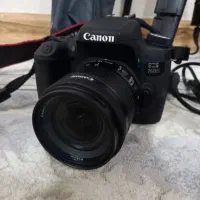 دوربین کنونD760