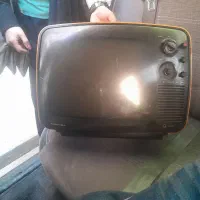 تی وی قدیمی سالم