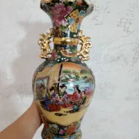 دوعدد گلدان چینی عتیقه