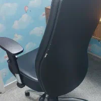 صندلی اداری درحدنو