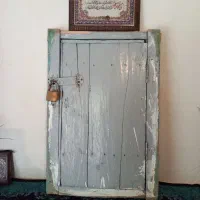 درب چوبی  قدیمی  نوستالژیک