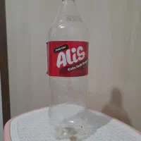 بطری خالی نوشابه