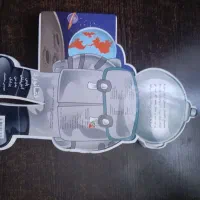 کتاب فضانورد